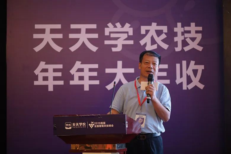 2404ad1f48289c2090b0733d43494204