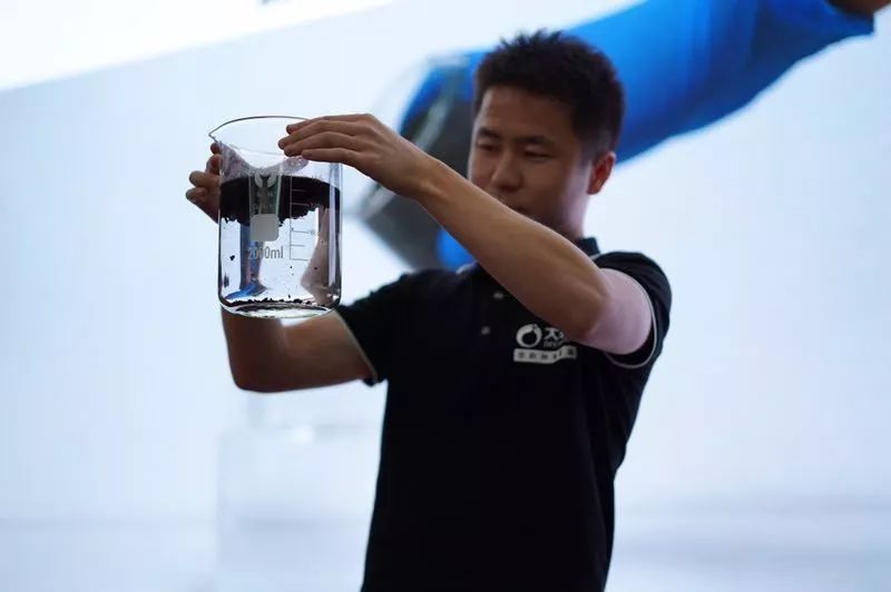 c2ce4cfcc558055bd212d25a28815fd7