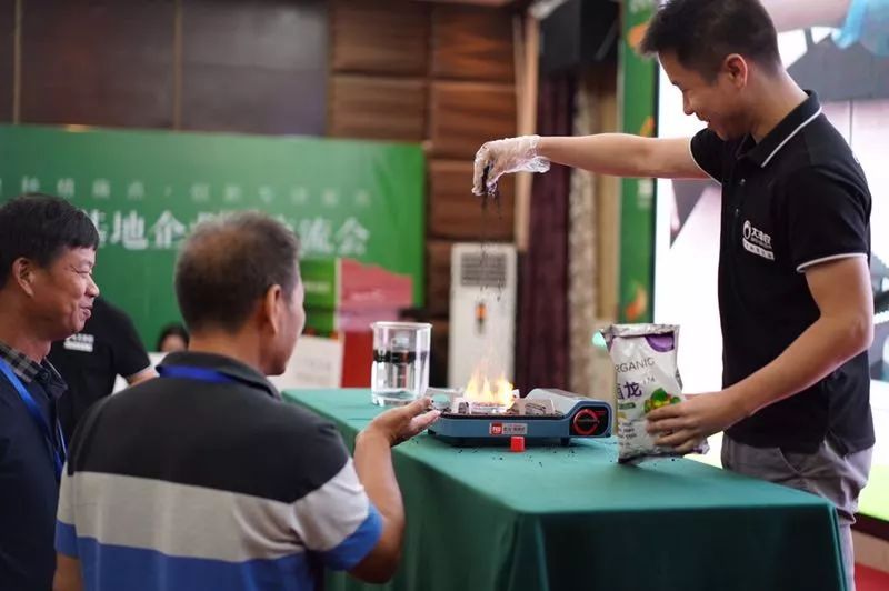 de370540aca02314816c95fb1e5b269a