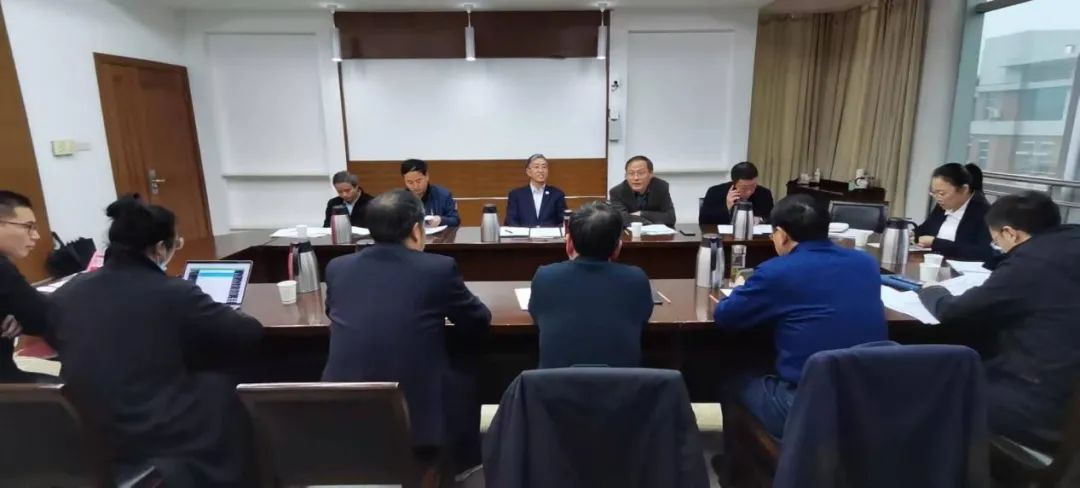 d03b94d22e34c25eef4dee7793504a05