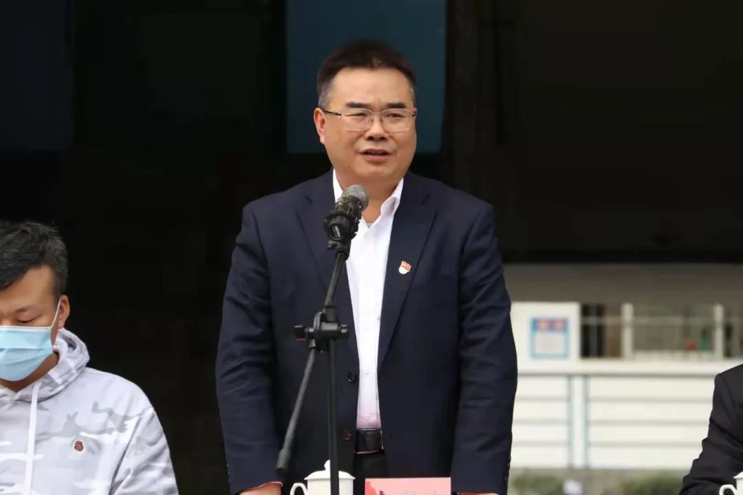 d25a6c74609ba7eff3e100e8d76e9437