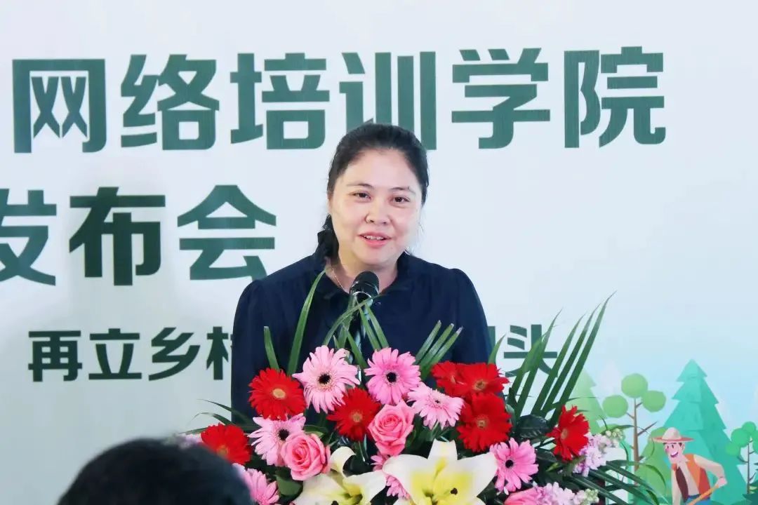 322b63da3c4c7068d18d8de80ffcdd44