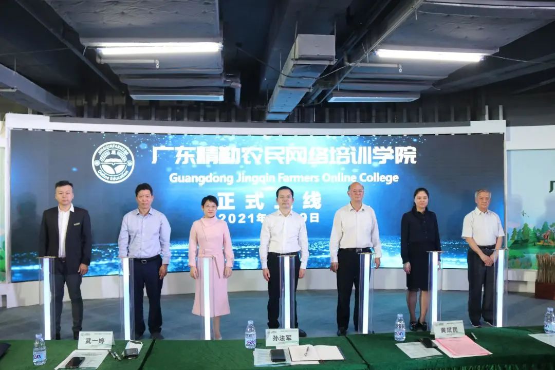 3b7b63d07b1c7ecf6bd2c0346a771ab5