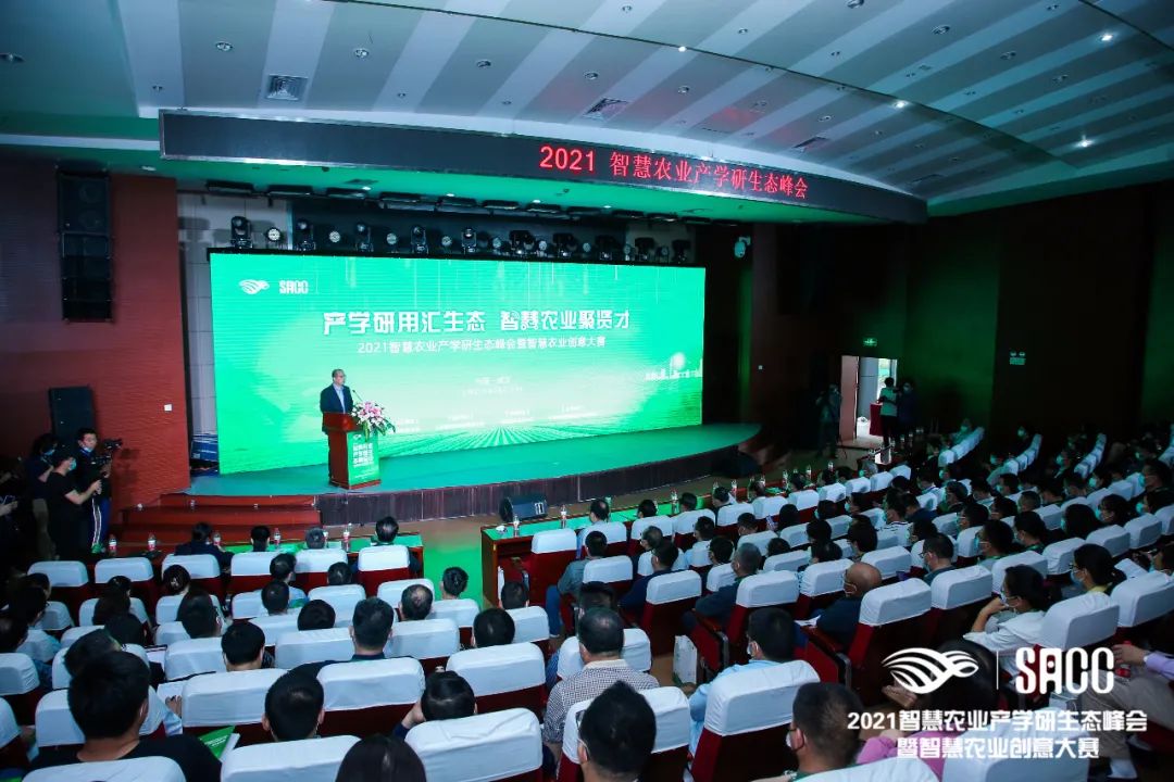 ccb3988bda18fa5c11b1152404ead228