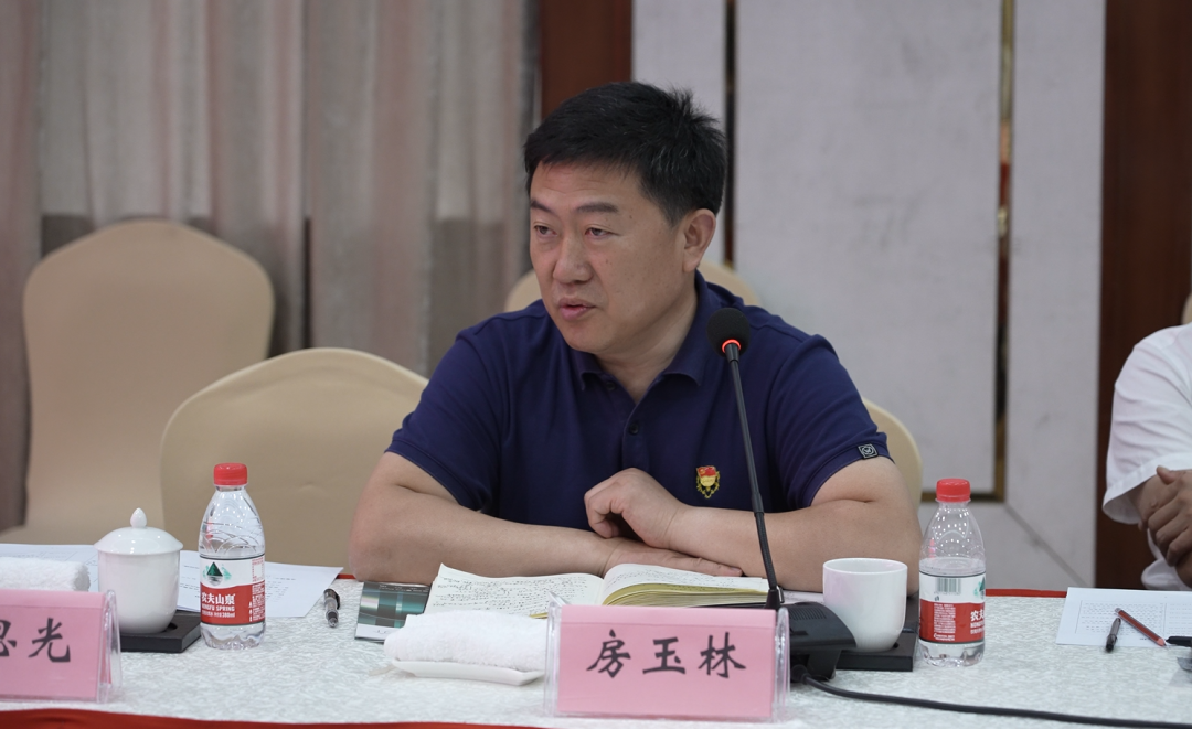 3bb98b3bbb2c2134e66e57ccf1eca5c6