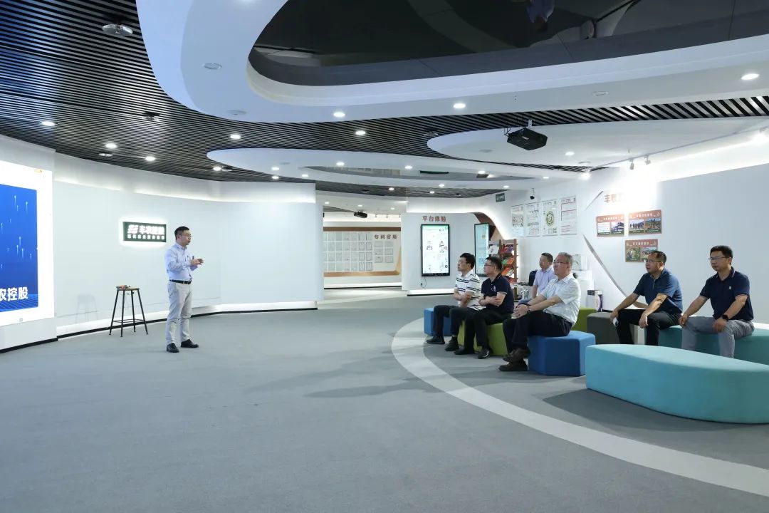 17329d2abeda3e789e209d33a0f5cbc6