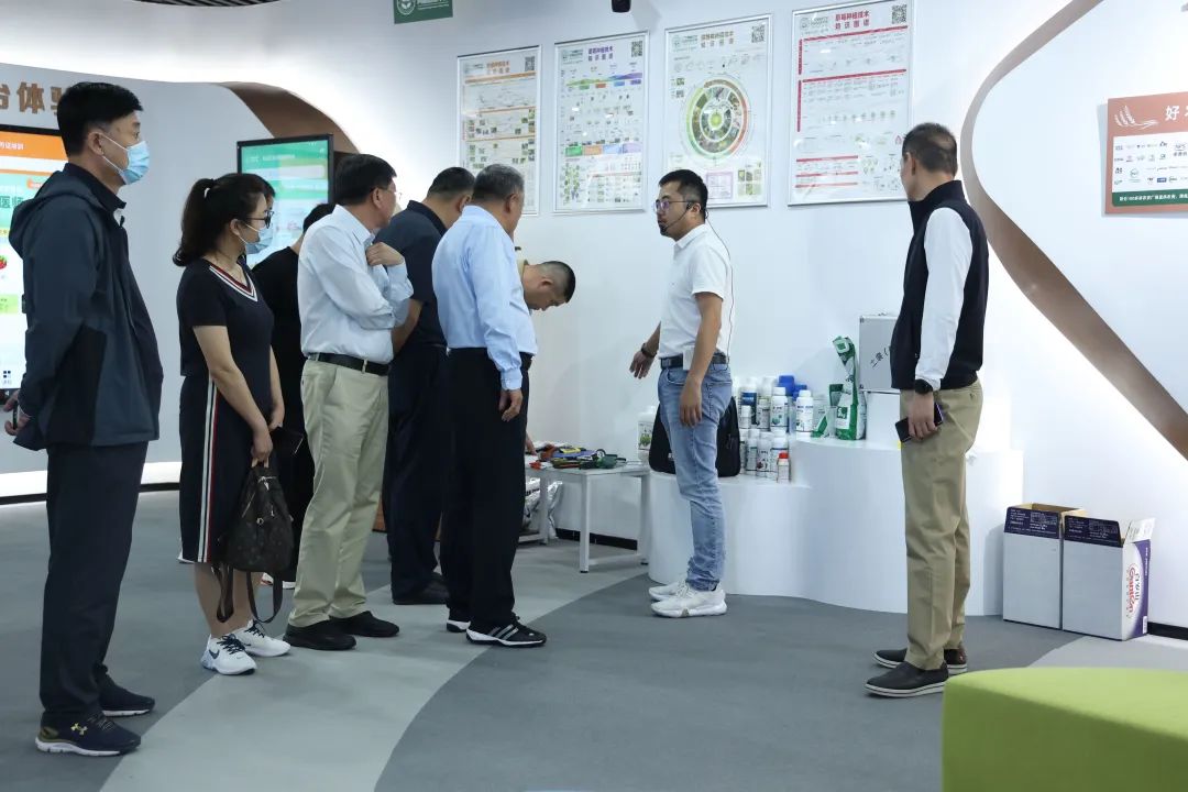 5e9705f31f186565dd7bf289dbdf615b