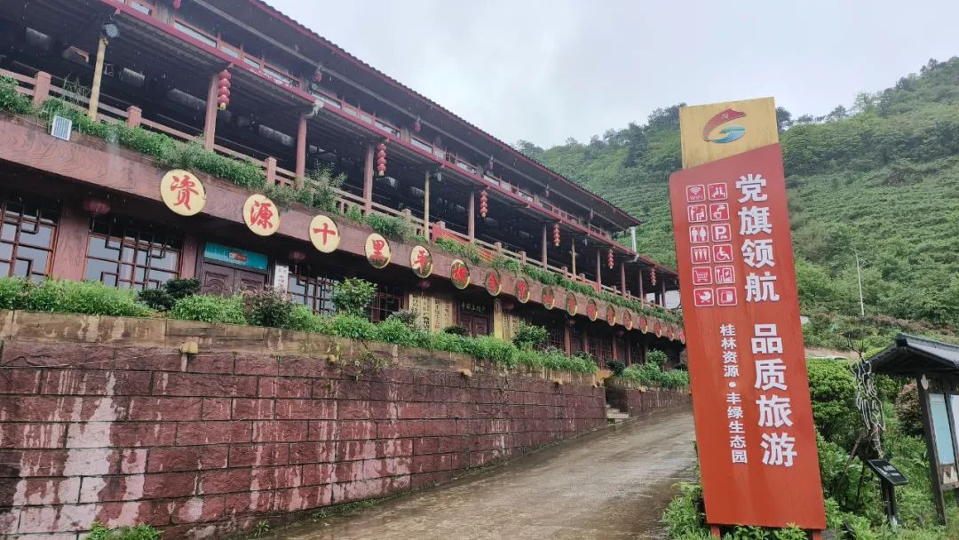 615980fec1a9471882f3290fe8e6746d