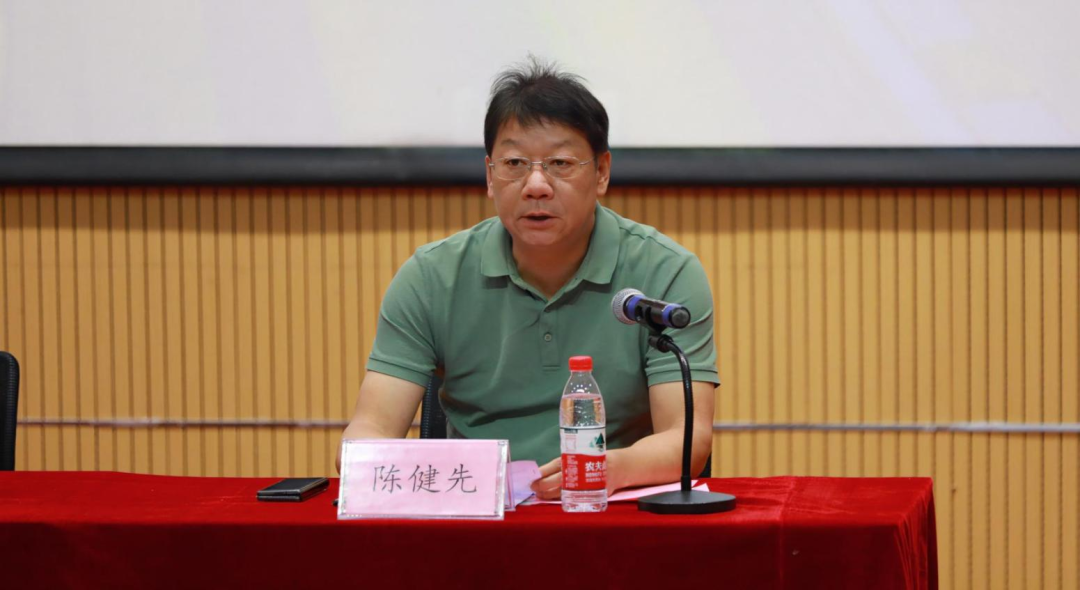 58669f9351eef69270867b664ae6a0d1