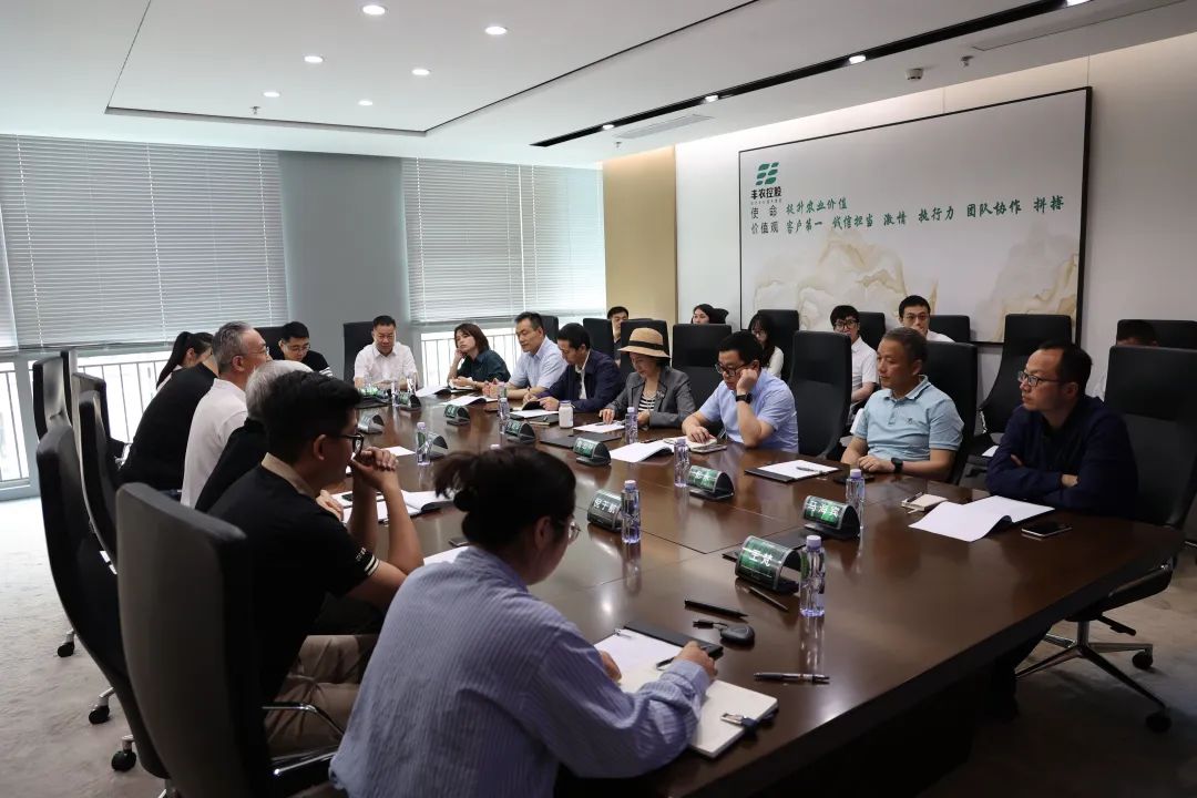 c1809ea1da733fb386bab53367606e49