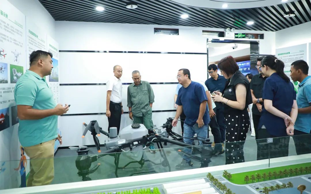 564693b98f2149bc2a58b9edd7f0a9f2