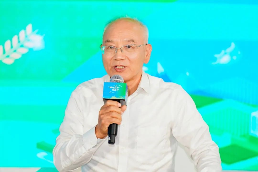 cf561995c988877370ae3e8844bccb61