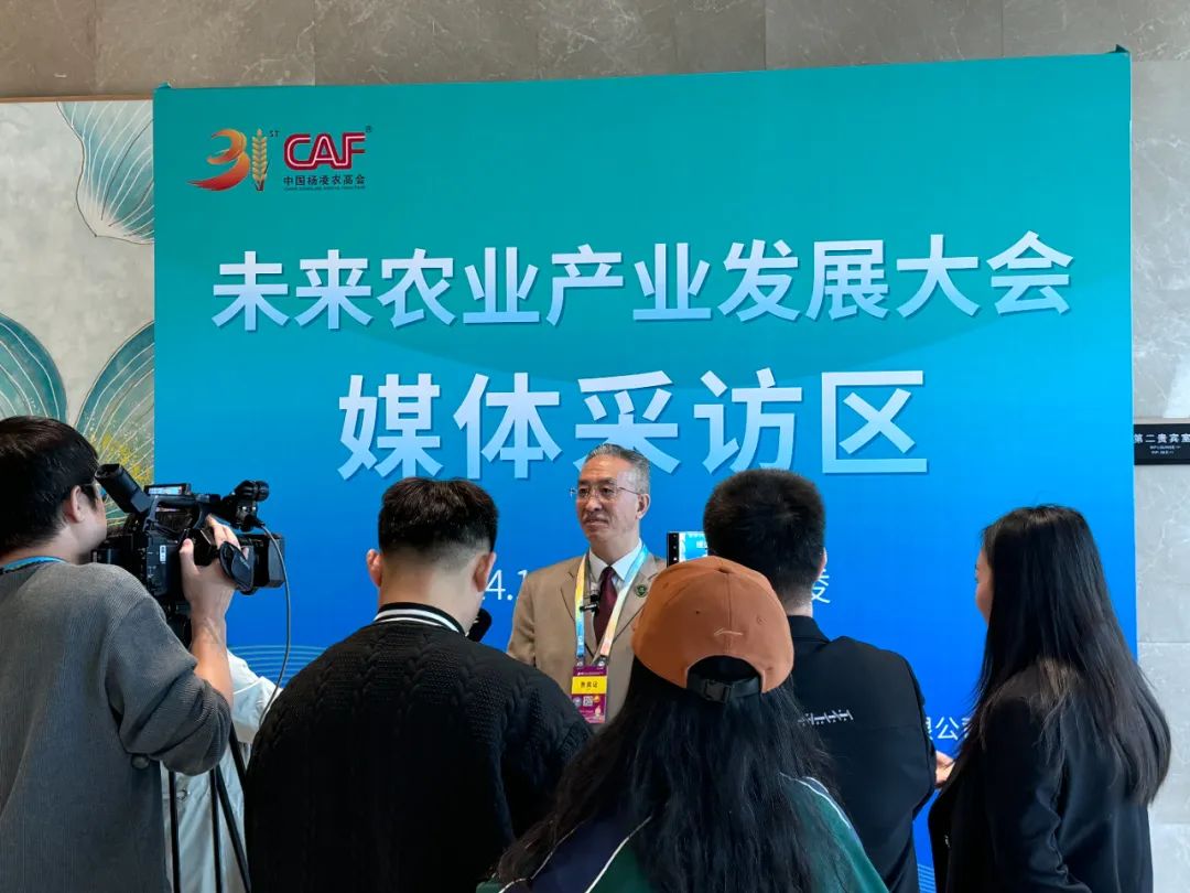 eb6418cffc7d3d6e727b9e92a2dc459a