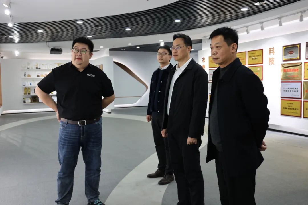 6f190c691a0493f1465dec66203ee8b4