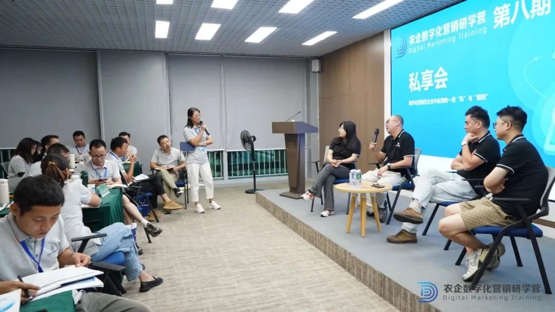 d5a700cddada716f2b8e79172a9385c8